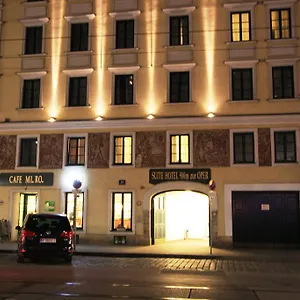 Hotel 900 M Zur Oper, Viena