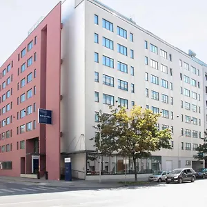 4* Otel Novotel Donau