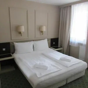 Hotel Attaché, Viena