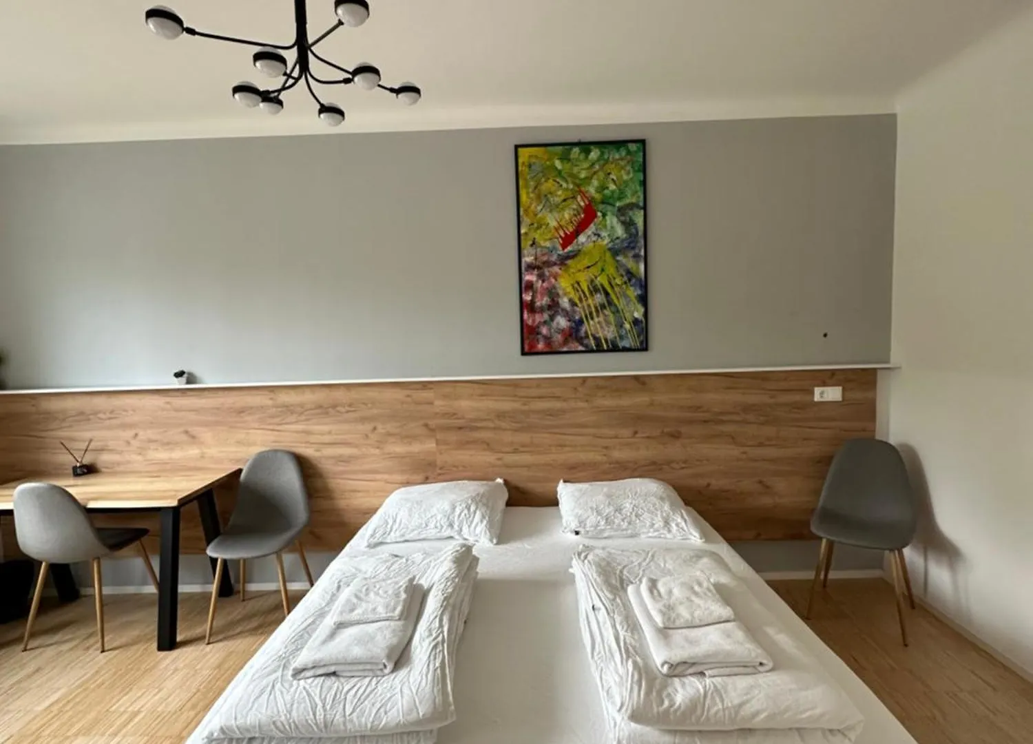 Lion'S Rooms N Apartments ウィーン アパートホテル